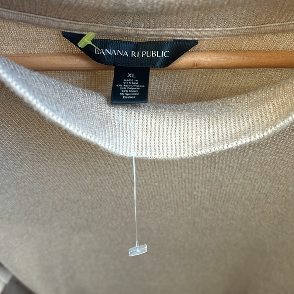 NWOT Banana Republic Light Weight Mock Neck Sweater Size Large - Picture 9 of 11